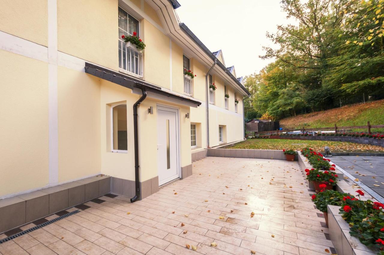 Hotel Gruene Tanne Hamburg Exterior photo