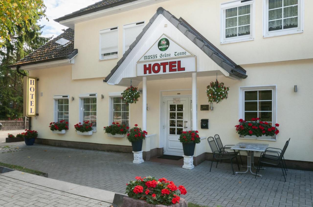 Hotel Gruene Tanne Hamburg Exterior photo